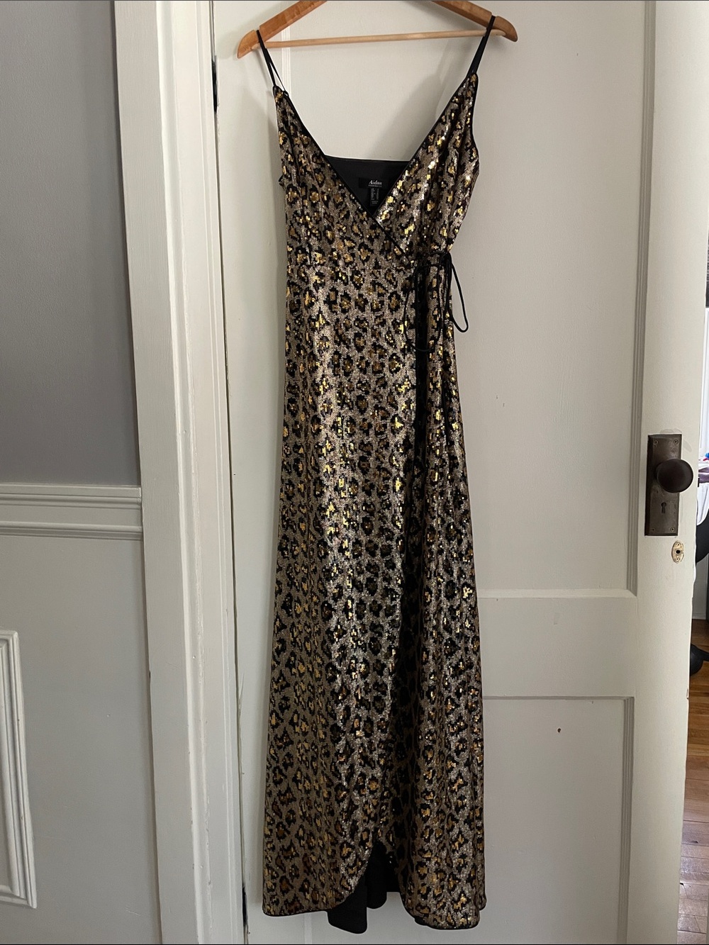 Designer Aiden Mattox animal print sequin wrap dress-Size 6